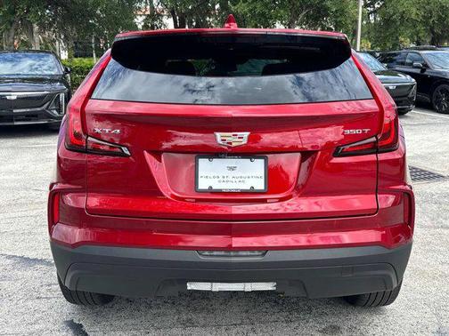 2024 Cadillac XT4 Luxury