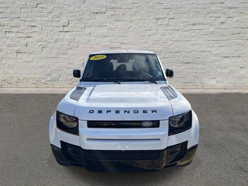 2023 Land Rover Defender 110 V8