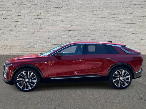 2024 Cadillac LYRIQ Luxury