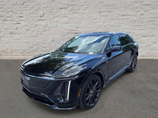 Stellar Black Metallic 2026 Cadillac LYRIQ V Premium