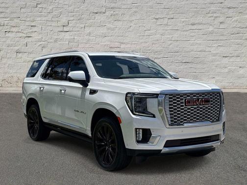 White Frost Tricoat 2024 GMC Yukon Denali