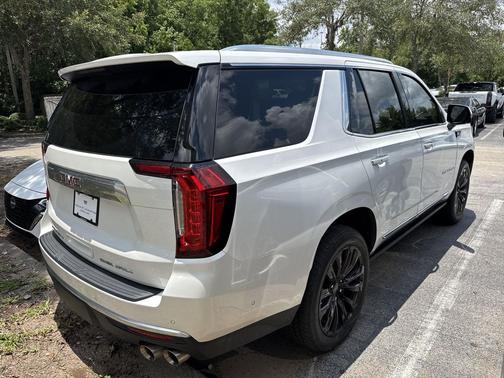 White Frost Tricoat 2024 GMC Yukon Denali