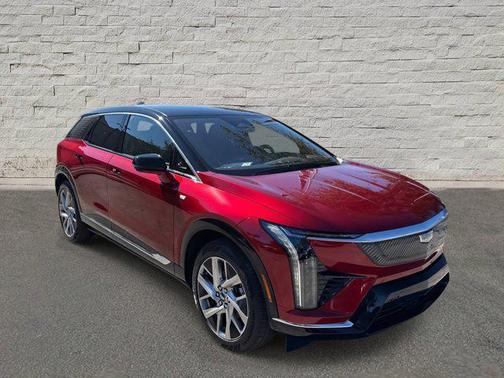 2026 Cadillac OPTIQ Premium Luxury