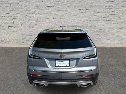 Argent Silver Metallic 2023 Cadillac XT4 Premium Luxury
