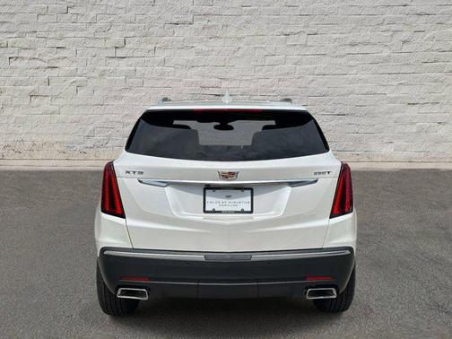2025 Cadillac XT5 Luxury