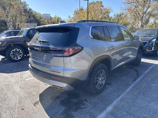 2025 GMC Acadia FWD Elevation