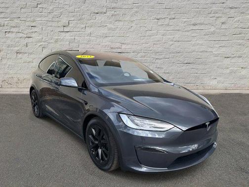 2023 Tesla Model X Standard Range