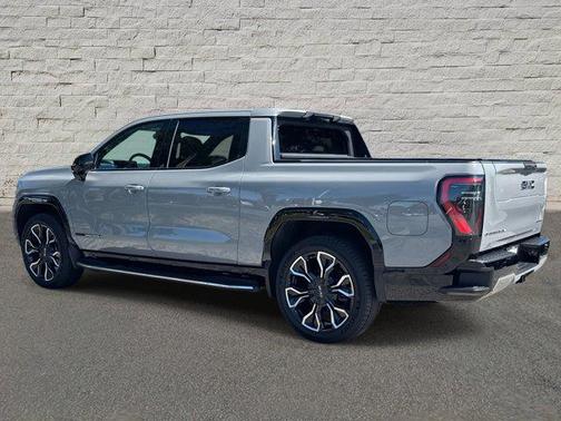 2024 GMC Sierra EV Denali Edition 1