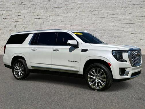 2022 GMC Yukon XL Denali
