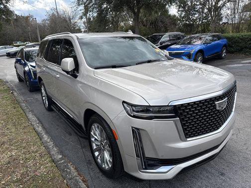 2022 Cadillac Escalade Premium Luxury