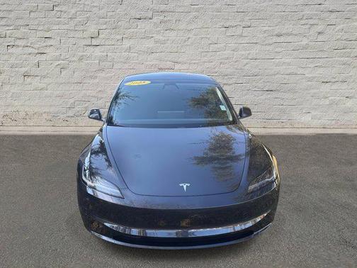 2025 Tesla Model 3 Long Range