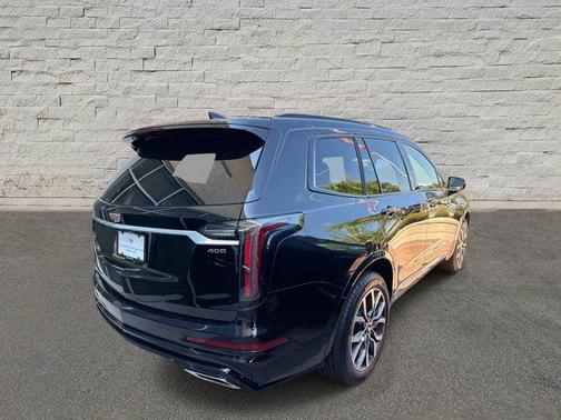 2025 Cadillac XT6 Sport AWD