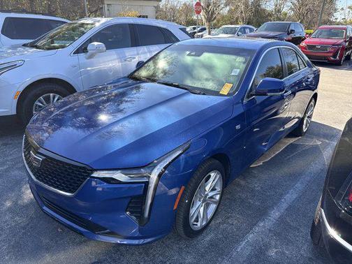 2023 Cadillac CT4 Luxury