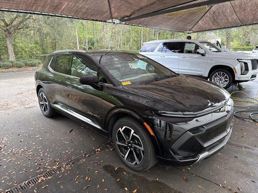 2025 Chevrolet Equinox EV LT