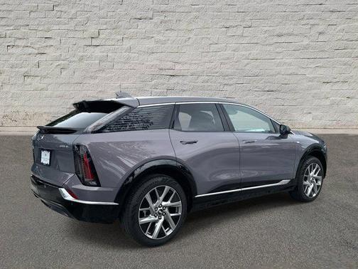 2025 Cadillac OPTIQ Luxury