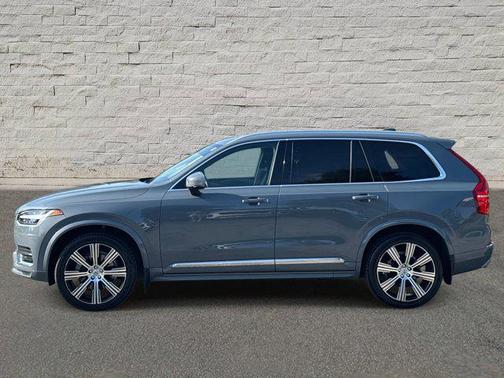 2021 Volvo XC90 T6 Inscription