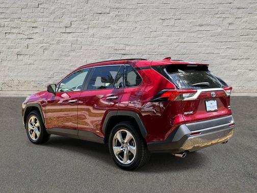 Pearl 2020 Toyota RAV4 Hybrid Limited
