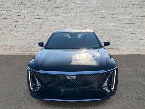 Stellar Black Metallic 2024 Cadillac LYRIQ Luxury