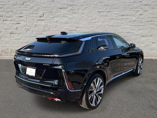 Stellar Black Metallic 2024 Cadillac LYRIQ Luxury