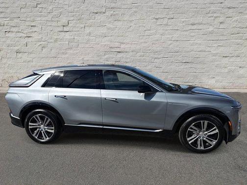 2024 Cadillac LYRIQ Luxury