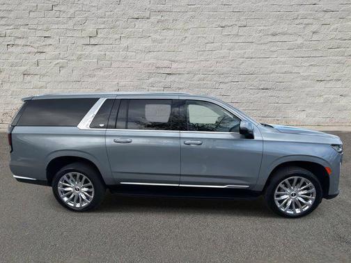 2024 Cadillac Escalade ESV Premium Luxury