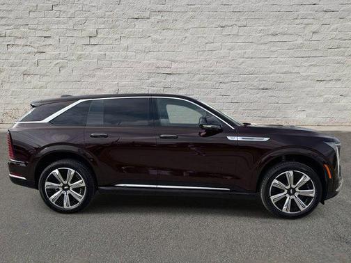 2025 Cadillac Escalade IQ Luxury 2