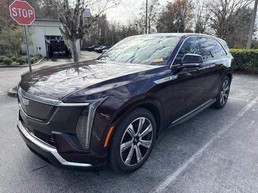 2025 Cadillac Escalade IQ Luxury 2