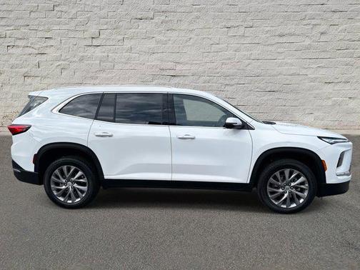 2025 Buick Enclave Preferred FWD