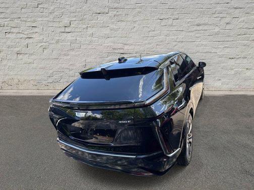 Stellar Black Metallic 2024 Cadillac LYRIQ Luxury