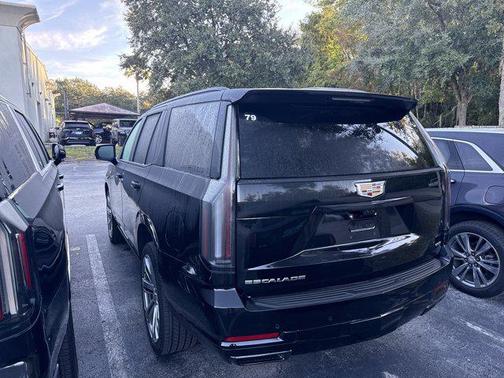 2025 Cadillac Escalade Sport Platinum