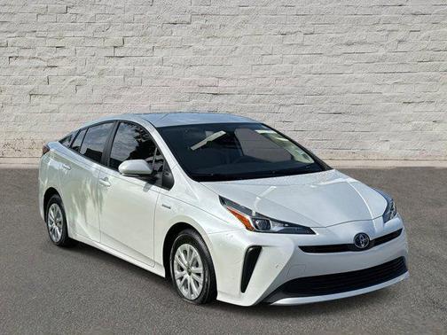 2022 Toyota Prius L