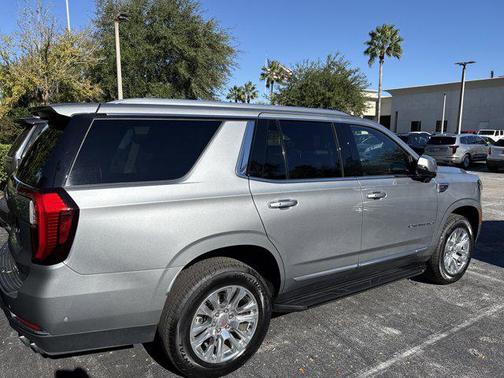 2025 GMC Yukon Denali