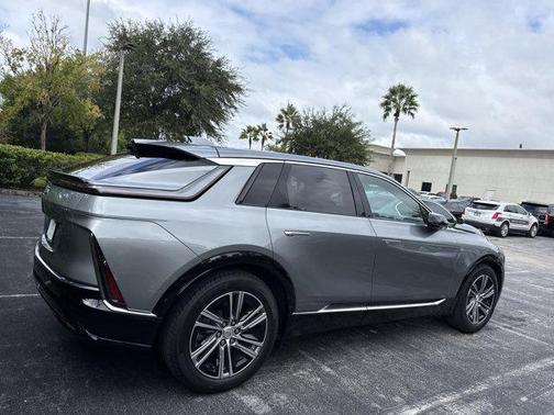 2024 Cadillac LYRIQ Luxury