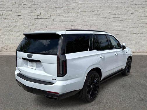 Vibrant White Tricoat 2026 Cadillac Escalade Sport Platinum