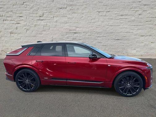 2026 Cadillac LYRIQ V