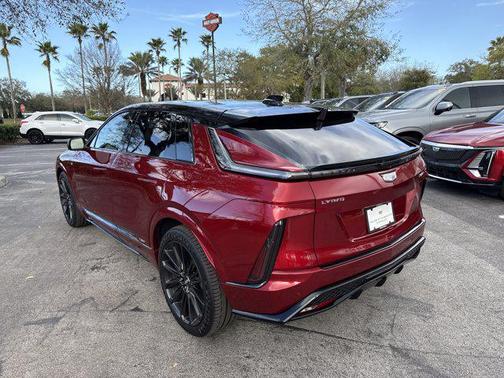 2026 Cadillac LYRIQ V