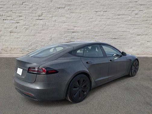 2024 Tesla Model S Long Range