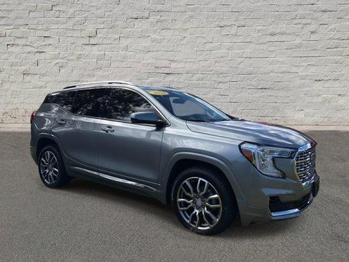 2023 GMC Terrain Denali
