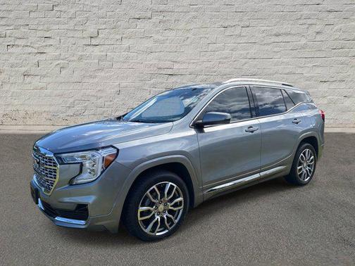 2023 GMC Terrain Denali