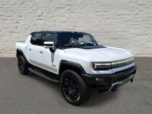 Interstellar White 2024 GMC HUMMER EV Pickup 2X