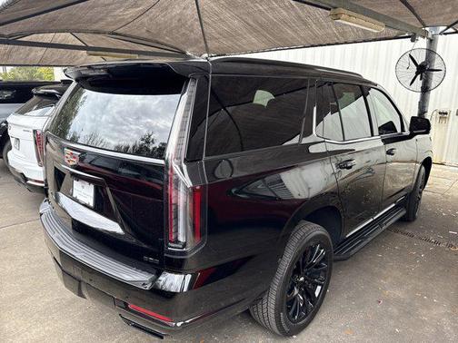 2025 Cadillac Escalade Premium Luxury