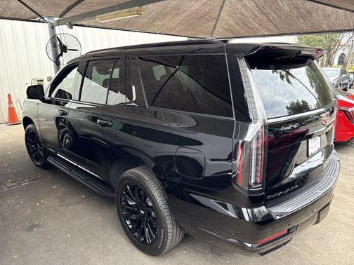 2025 Cadillac Escalade Premium Luxury