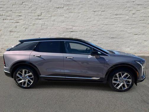 2026 Cadillac OPTIQ Luxury