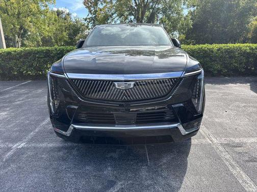 2025 Cadillac Escalade IQ Luxury 1