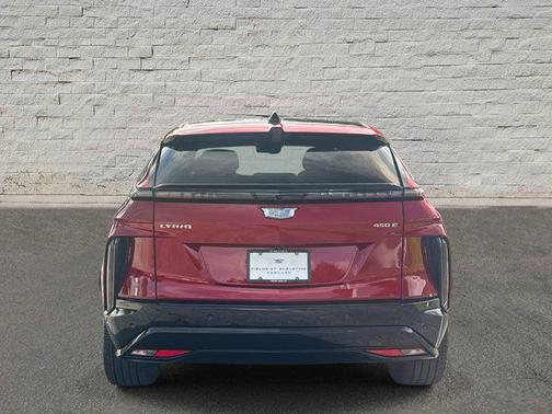 2024 Cadillac LYRIQ Sport