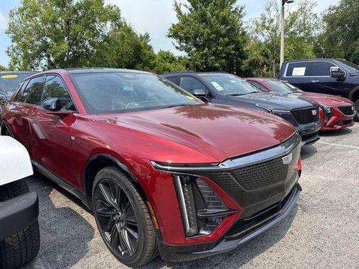 2024 Cadillac LYRIQ Sport