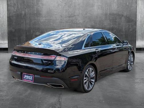 2017 Lincoln MKZ Base