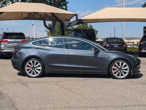 2018 Tesla Model 3 Long Range