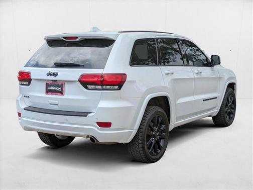 2022 Jeep Grand Cherokee Laredo