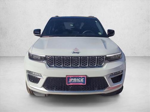 2023 Jeep Grand Cherokee Summit